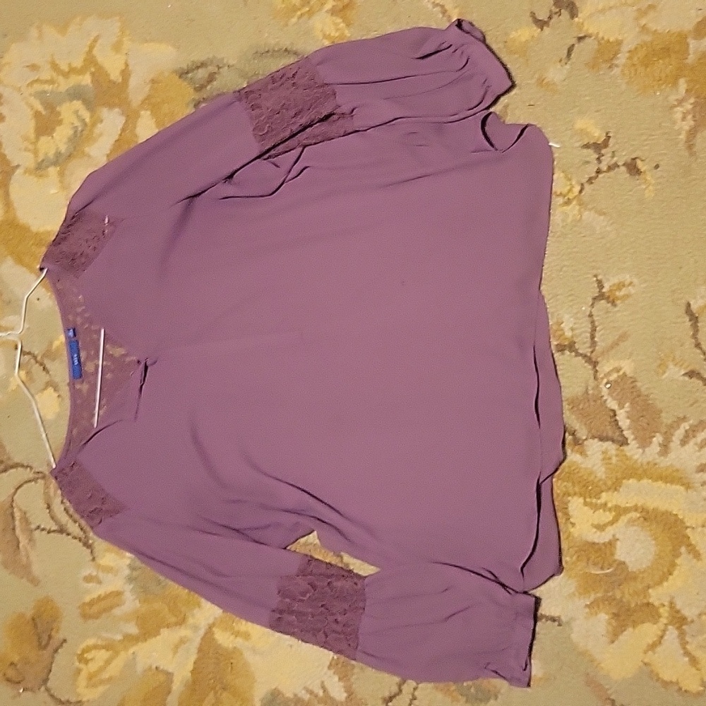 purple blouse